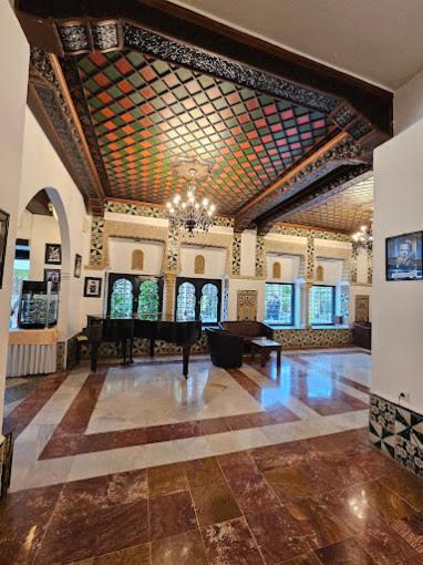 Hotel El Djazair El Mouradia 外观 照片