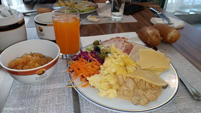 Hotel El Djazair El Mouradia 外观 照片