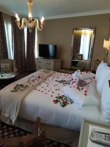 Hotel El Djazair El Mouradia 外观 照片